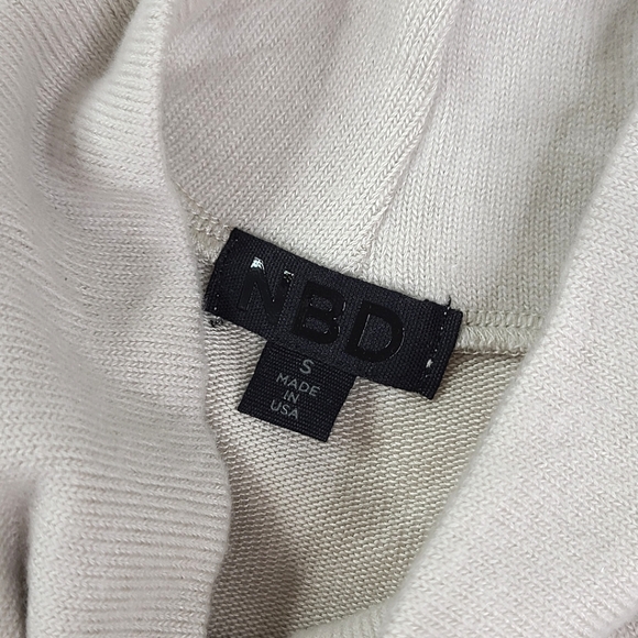 NBD Revolve Taupe Sweater Twist Turtleneck Bodysuit sz S - Picture 4 of 5